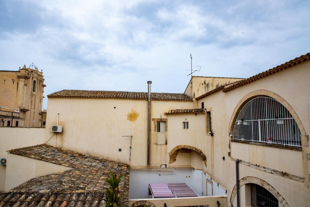 B&B Palazzo Loreto Авола Екстериор снимка